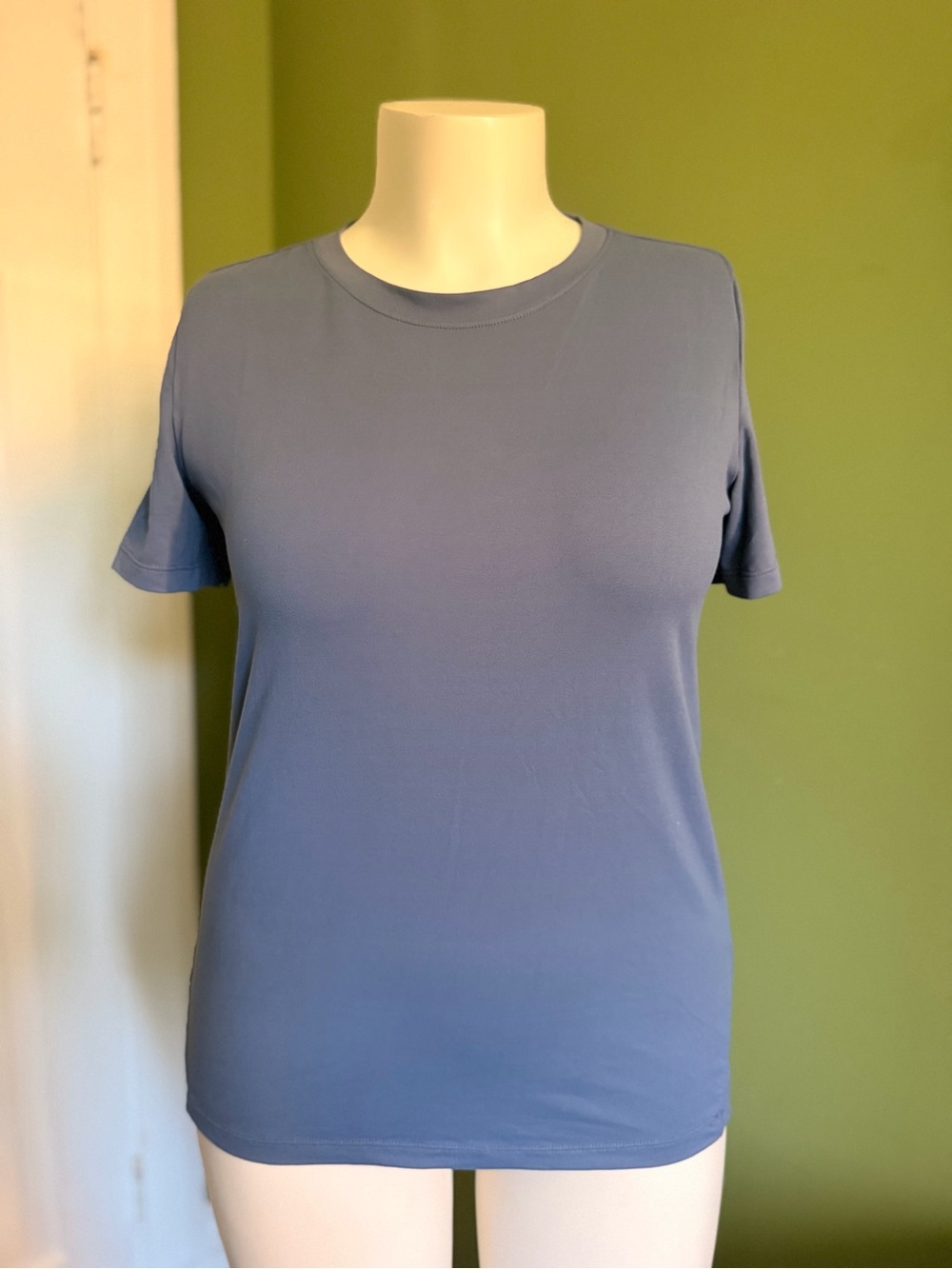 Mondetta Simple Crewneck Short Sleeve Top - Steel Blue